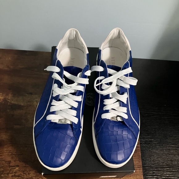 Mens Versace cracked leather Sneakers size 12 - Picture 6 of 9